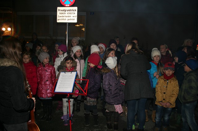 Adventsingen & Christbaumsegnung 2016